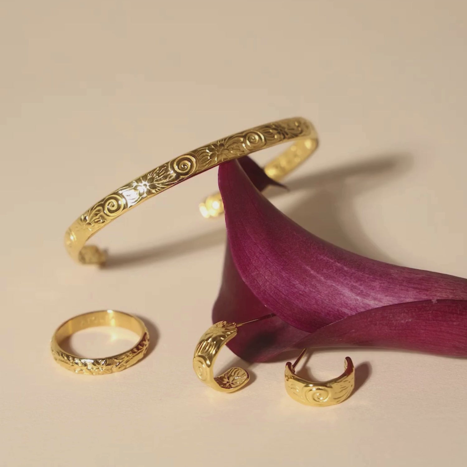Flora Cuff